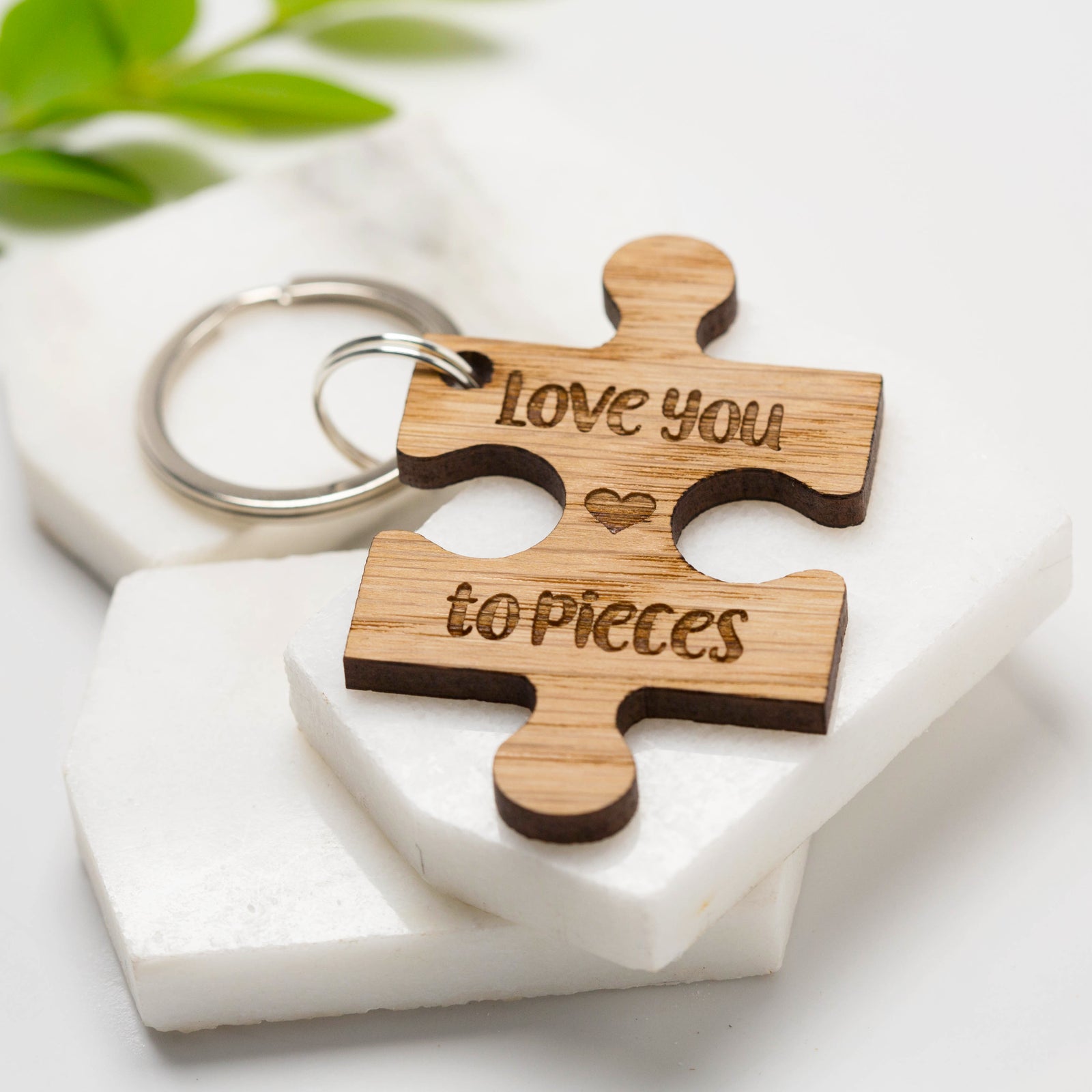 Love You To Pieces Keyring, For Him Husband Her Wife Daddy Mummy, Key Ring From Girlfriend Boyfriend Daughter Son Children, Key Chain For Father's Day Mother's Day Christmas Birthdays Valentine Day