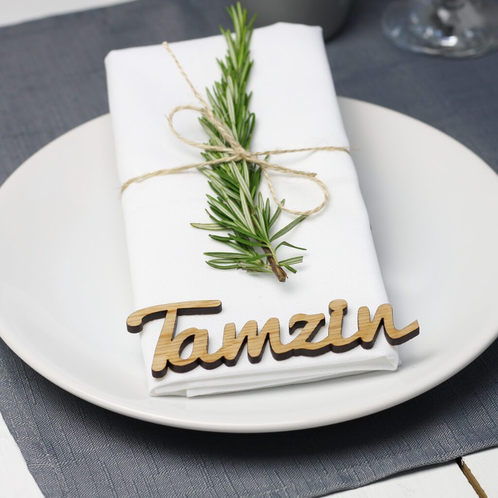 10 x Personalised Wooden Custom Wedding Table Place Name / Favour
